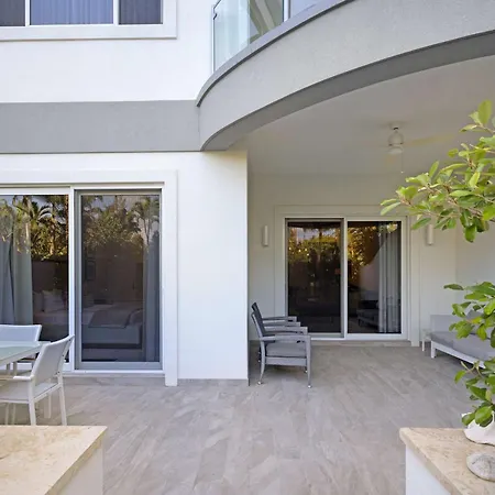 Two Bedroom Condo At One Cable Beach With Patio-3